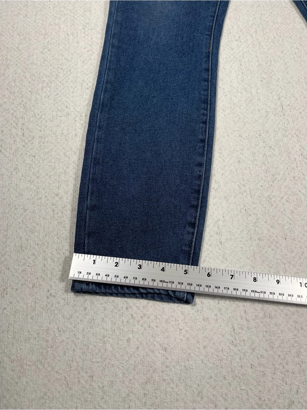 Kendall & Kylie comfortable dark